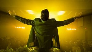 On Becoming a God in Central Florida: Saison 1 Episode 1